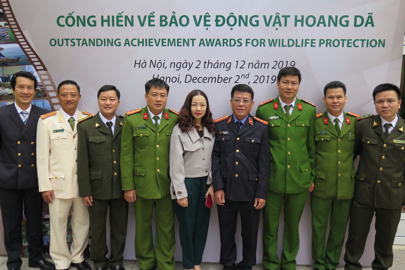Vinh[-]danh[-]những[-]“người[-]hùng”[-]trong[-]công[-]tác[-]bảo[-]vệ[-]động[-]vật[-]hoang[-]dã